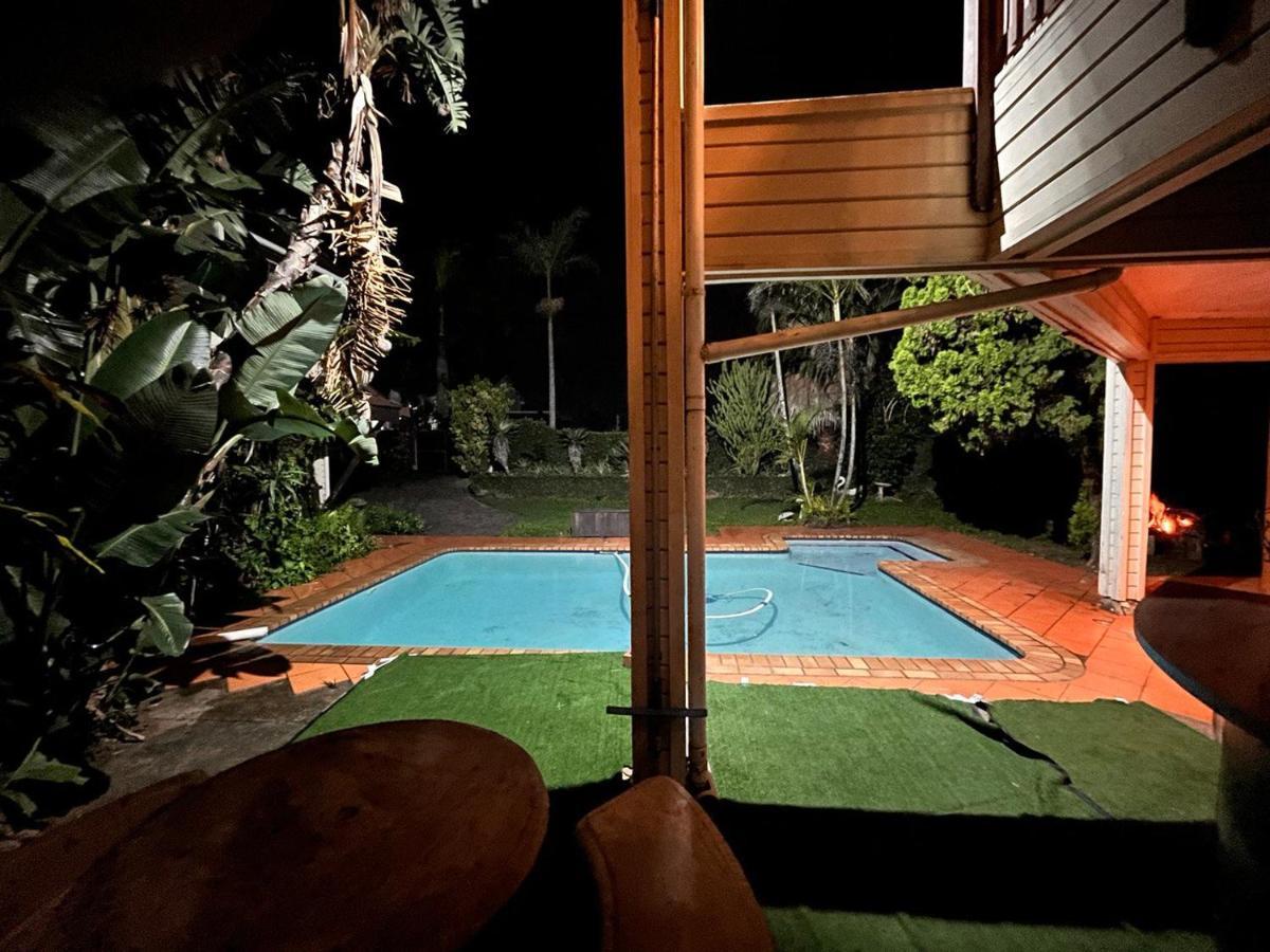 Hotel The Wood House Empangeni Exterior foto