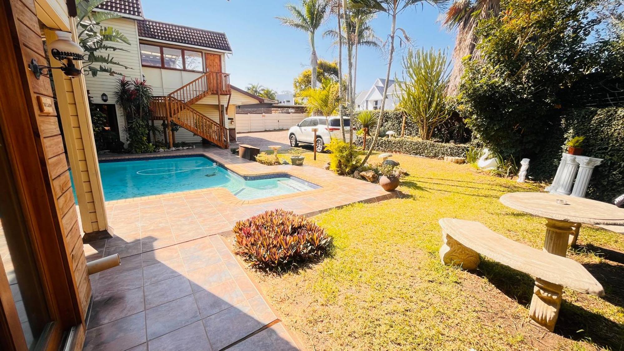 Hotel The Wood House Empangeni Exterior foto